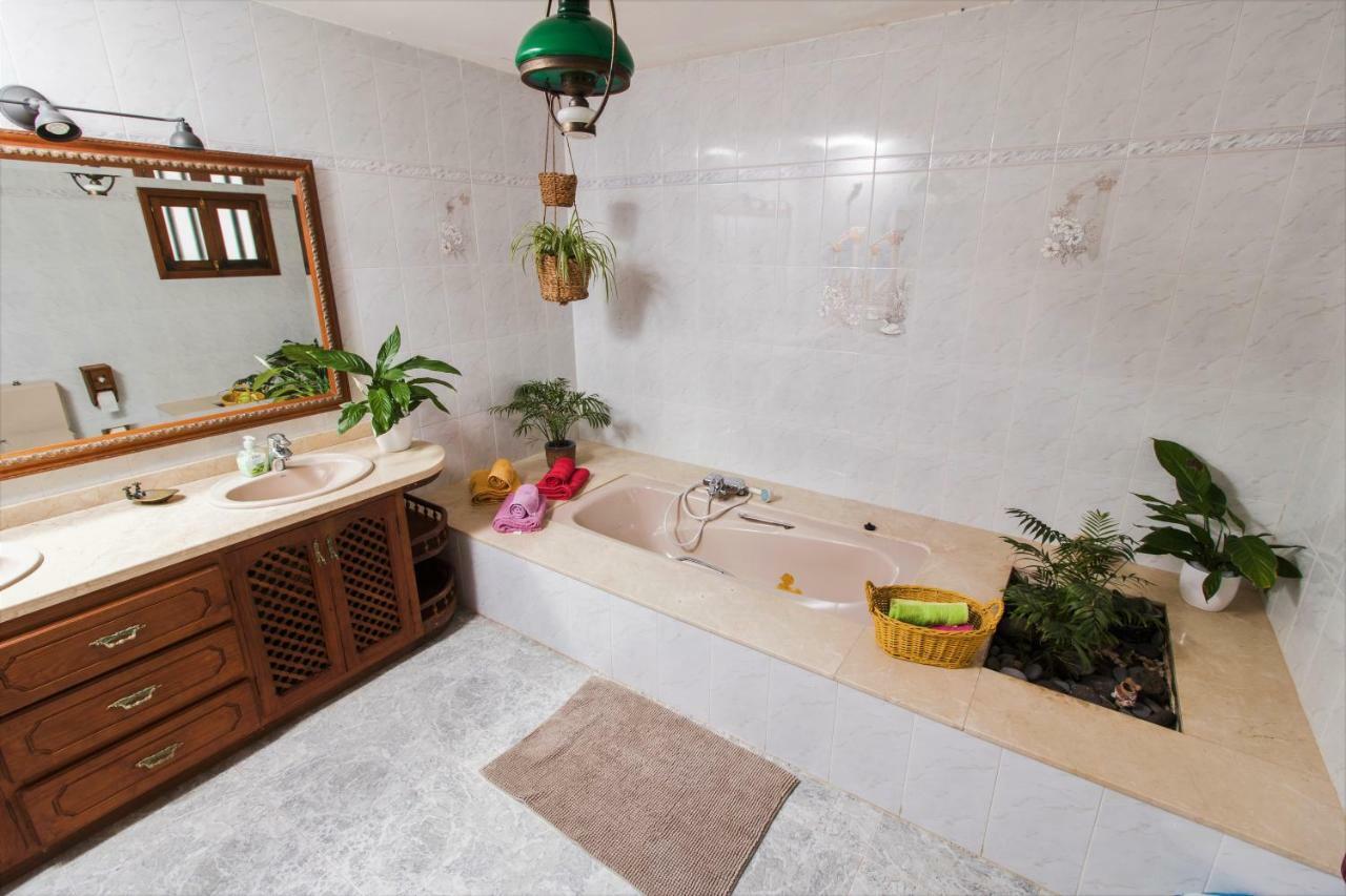 منزل الضيف Güime  في Casa Nora المظهر الخارجي الصورة